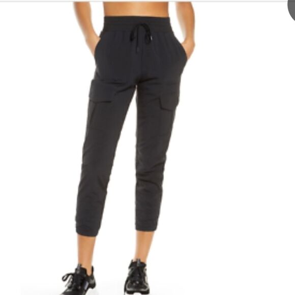 NWT Zella Grey Forged Drawstring Joggers Size XS - Picture 1 of 7